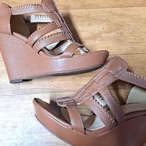 Women wedges